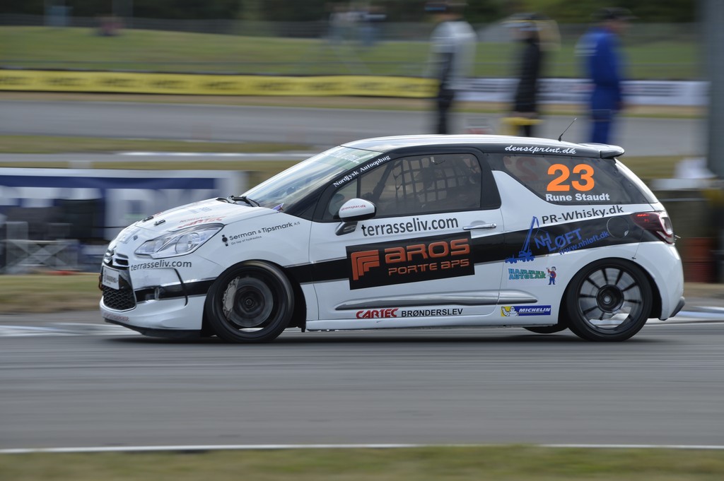 Rune Staudt tager pole position